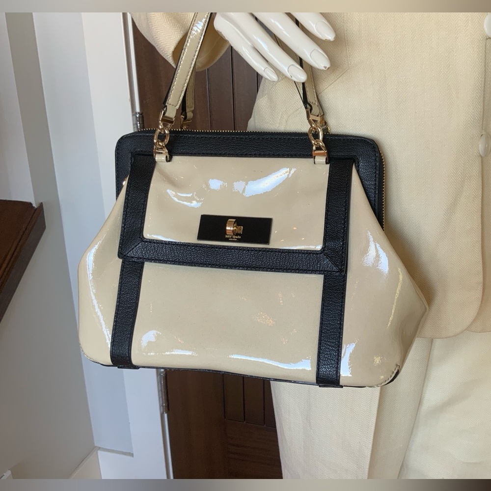 KATE SPADE Purse, Medium, Cream Patent & Black Genuine Leather NEW